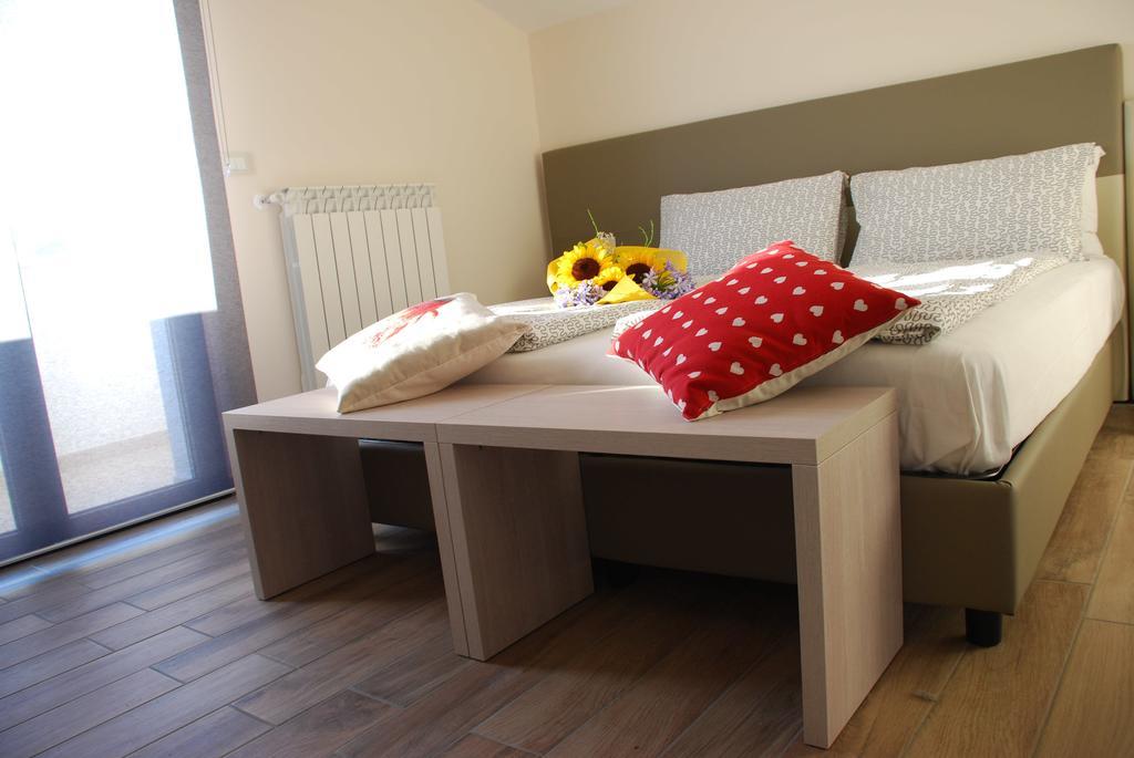 Deluxe Double or Twin Room with Balcony,128187648:JPEG