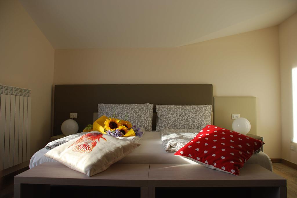 Deluxe Double Room with Extra Bed,184573293:JPEG